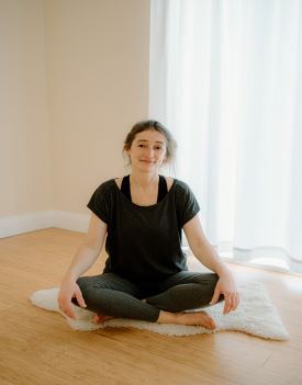 Gillian Shippey yoga teacher image