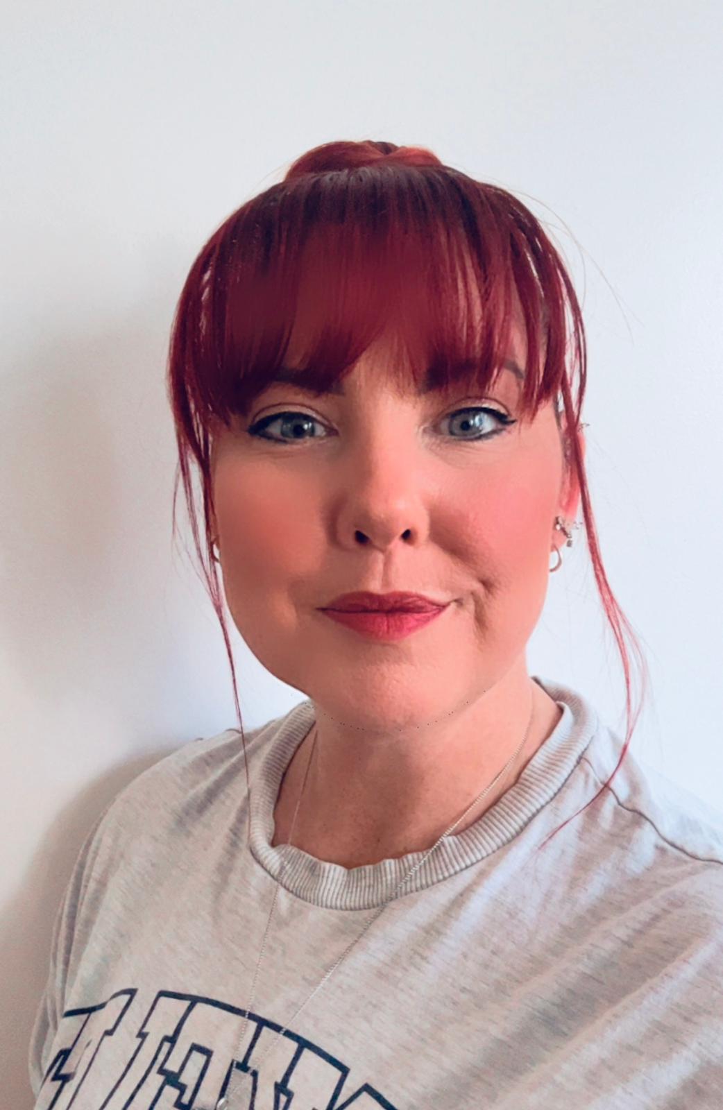 Lindsey Wood yoga teacher image